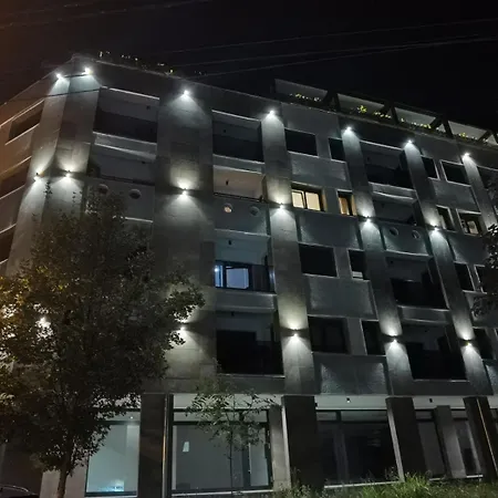 One Bedroom In Center Apartment *