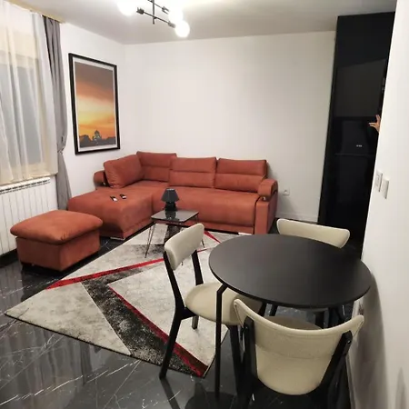 One Bedroom In Center Apartment